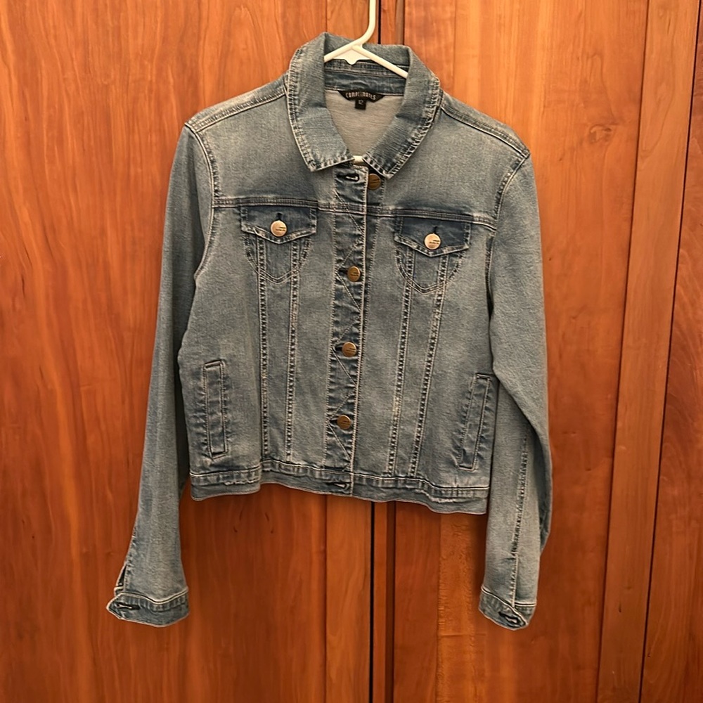 Urban Jean Co Compliments Light Wash Womens Denim Jacket